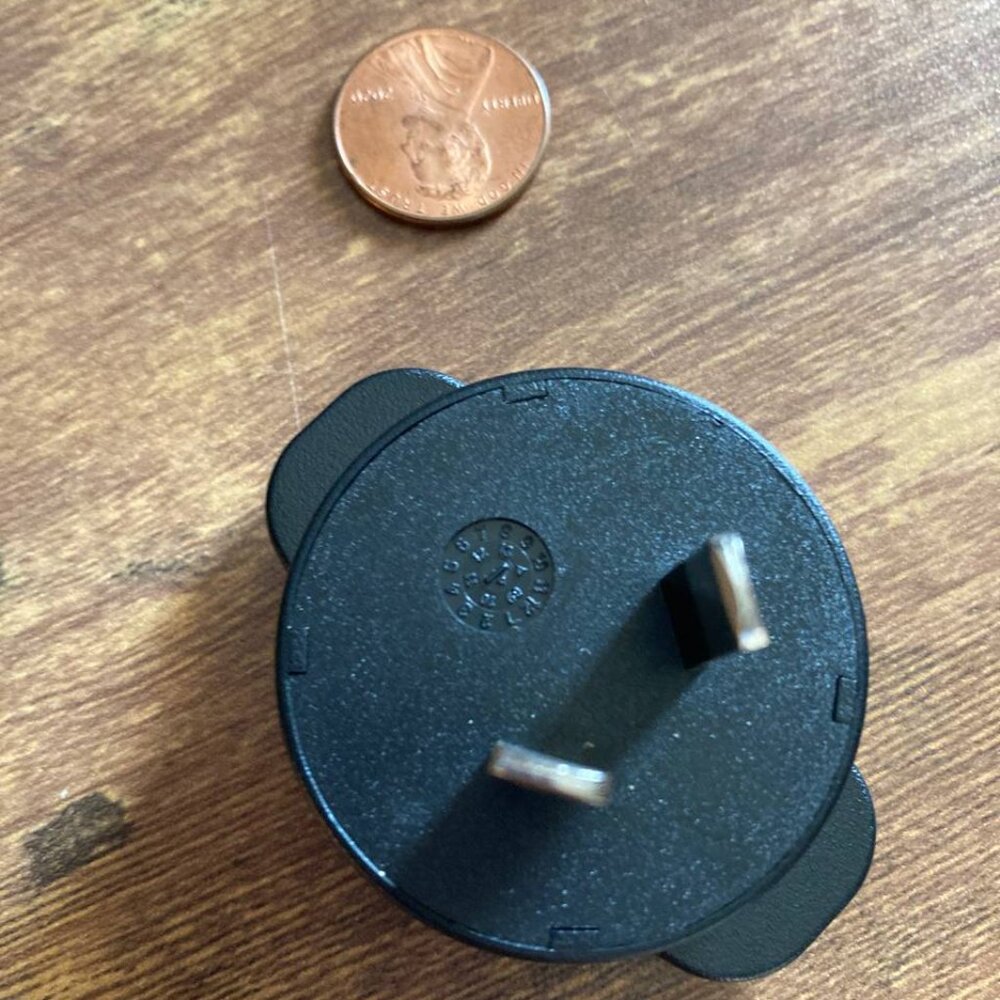 BlackBerry Australia AU Plug Adapter Clip Black